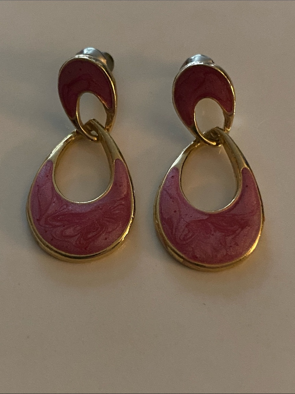 Gold-Tone Vintage 80’s Pink Enamel Drop Earrings